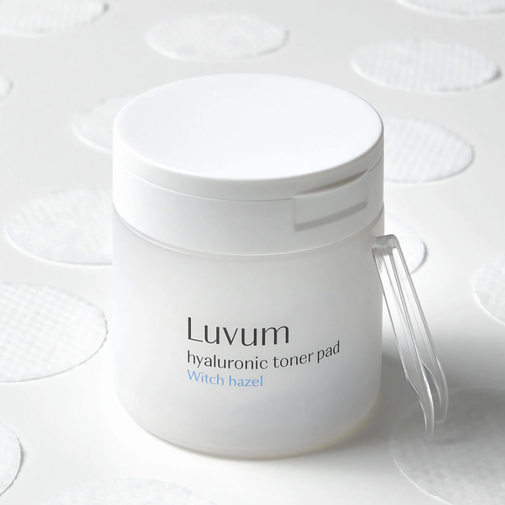 LUVUM Witch Hazel Hyaluronic Toner Pad