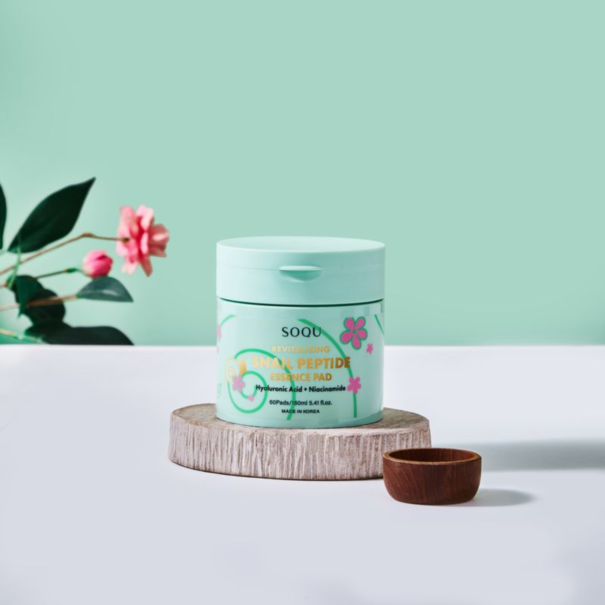 SOQU Revitalizing Snail Peptide Essence Pad