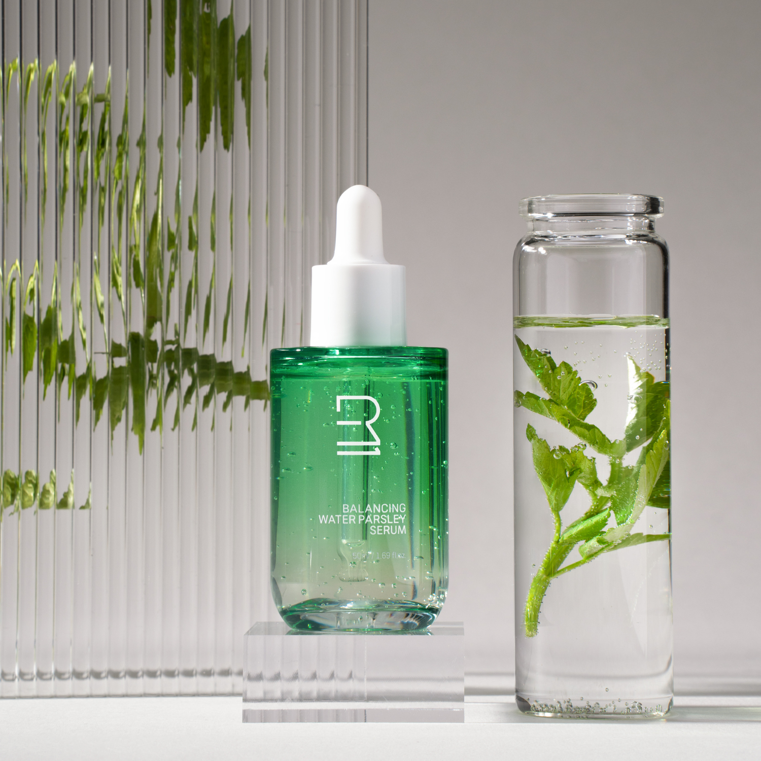 ROU:ME Balancing Water Parsley Serum